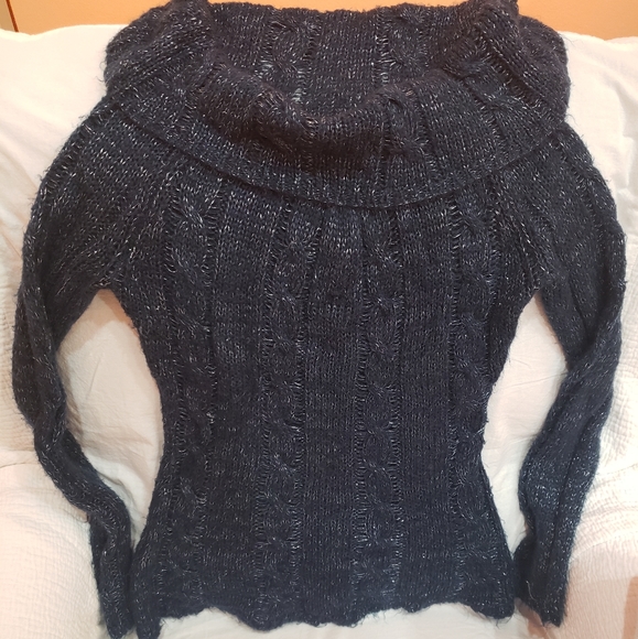 Navy Blue Sweater - Picture 2 of 4